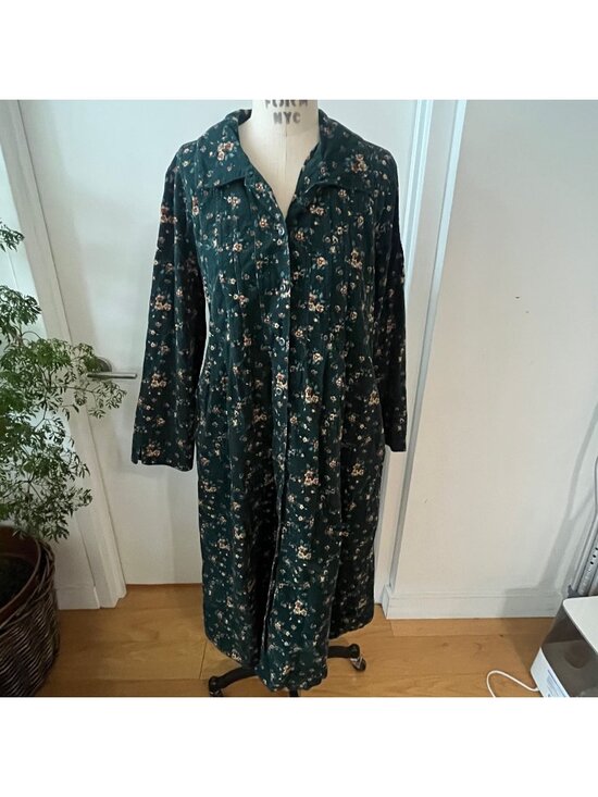 la cera Dresses & Skirts - LA CERA Green Corduroy Floral Button Down Maxi Size Large